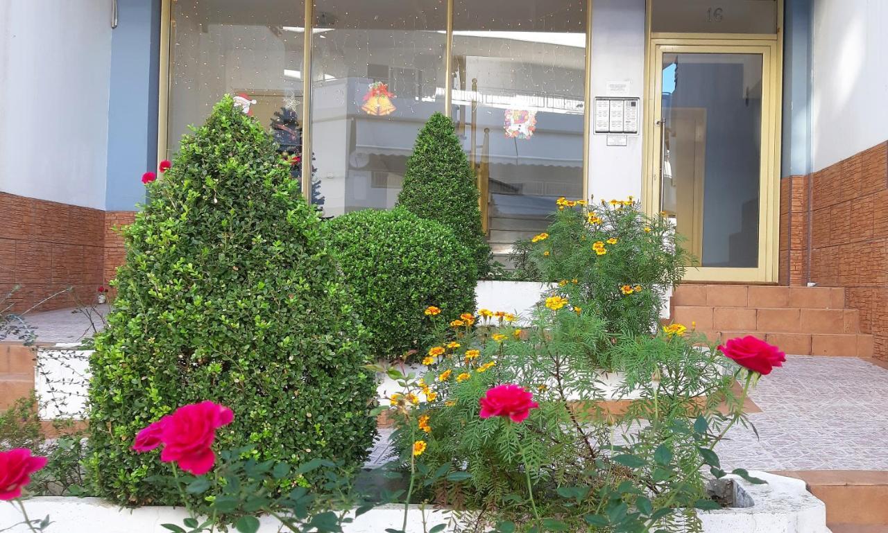 Όμορφο Studio Στην Πόλη Πάτρα Extérieur photo